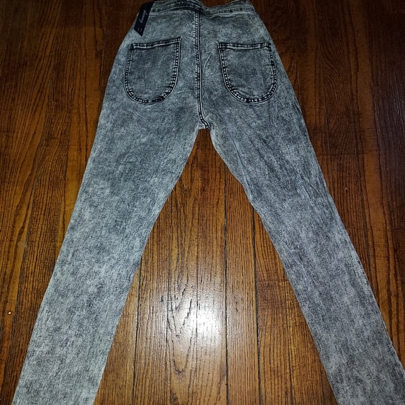 Skinny jeans(ACID WASHED) - Picture 2 of 4